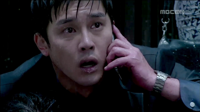 지금 결혼식이 문제야? 니 엄마가 다쳤다고!