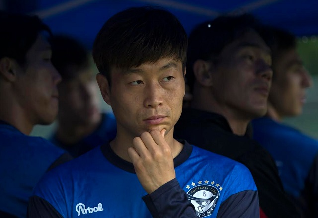 느슨한 경기는 없다! 김두현이 6일 엑스포 70 스타디움에서 열리는 2015 ACL 조별리그 F조 감바 오사카와 최종전을 앞두고 승리에 대한 의지를 보였다. / 한국프로축구연맹 제공
