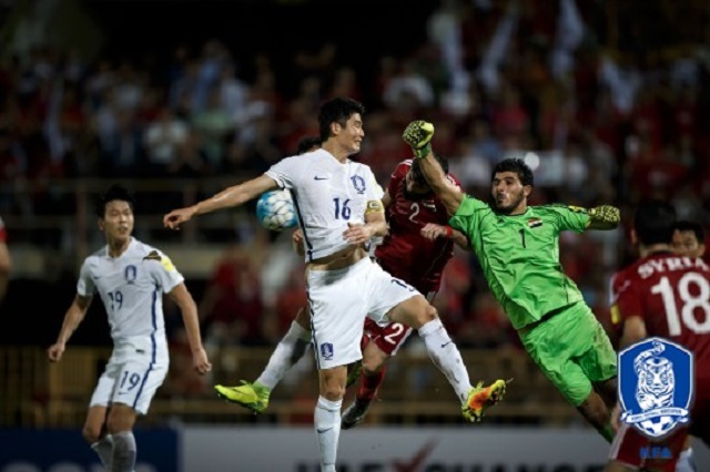 무위로 끝난 파상 공세! 한국이 9일 열린 시리아와 2018 러시아 월드컵 아시아 지역 최종예선 A조 2차전에서 파상 공세에도 득점 없이 0-0 무승부를 기록했다. / 대한축구협회 제공