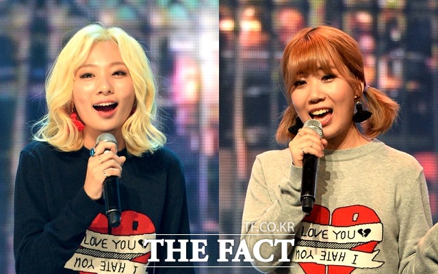 그룹 볼빨간 사춘기 멤버 안지영-우지윤. 안지영과 우지윤(오른쪽)으로 구성된 그룹 볼빨간 사춘기는 지난 8월 공개한 '우주를 줄게'로 이른바 '음원 순위 역주행' 신화를 썼다. /임세준 기자