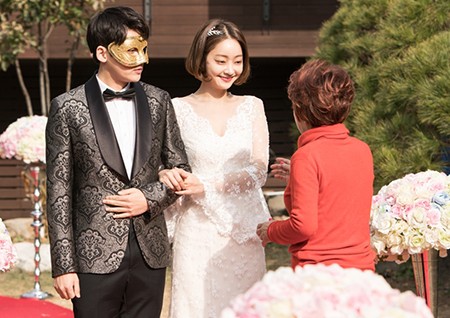  서효림, 미스터리 가면男과 '시크릿 웨딩마치' 포착! 궁금증 UP