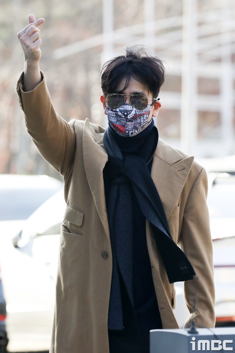 품안에 이미지
