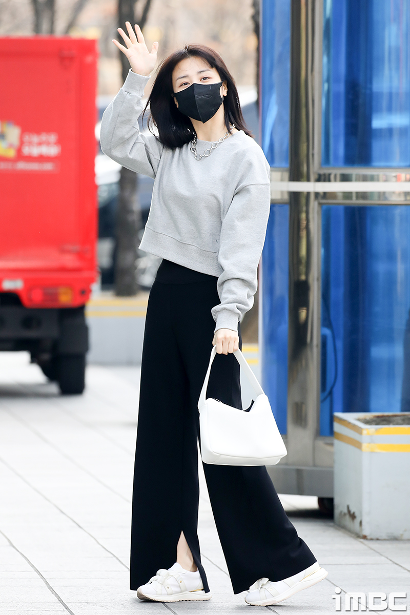 (주)포즈 이미지