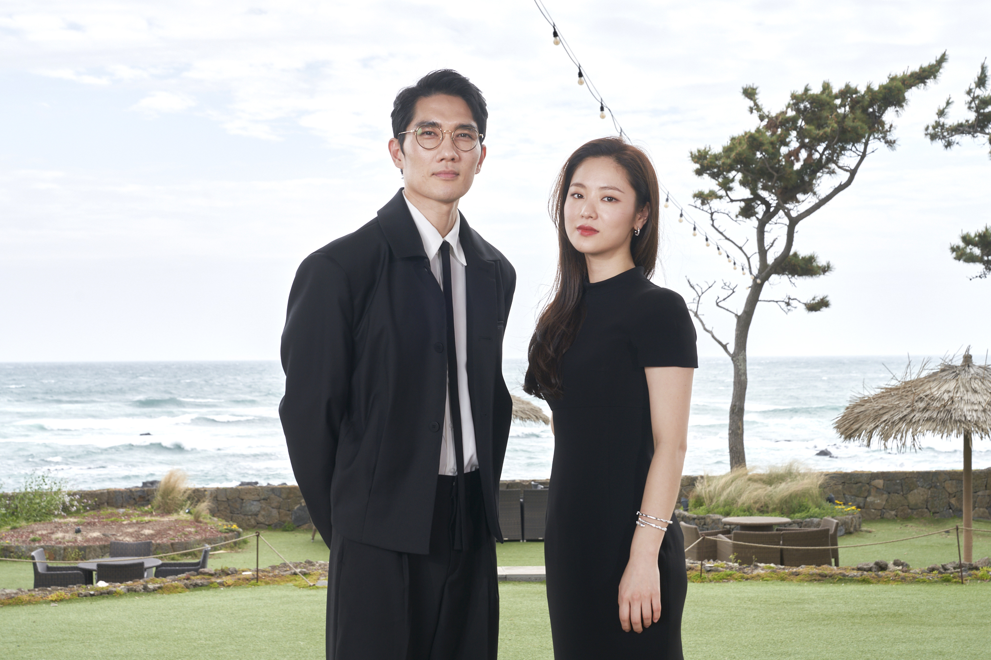 '낙원의 밤' 제주의 풍광에 걸맞는 박훈정표 감성 느와르 (종합)