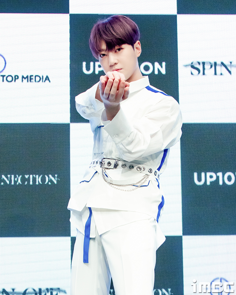 [포토] 업텐션 비토, '포인트 포즈' (스핀오프) 