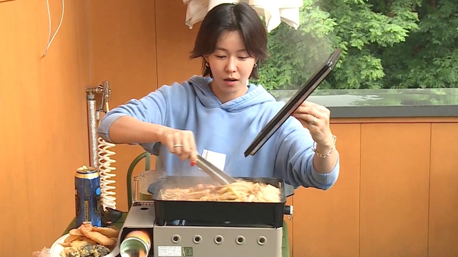 ‘나혼산’ 경수진, 신당동 떡볶이 노이로제 극복 “혼자 안 살고 싶은 맛”