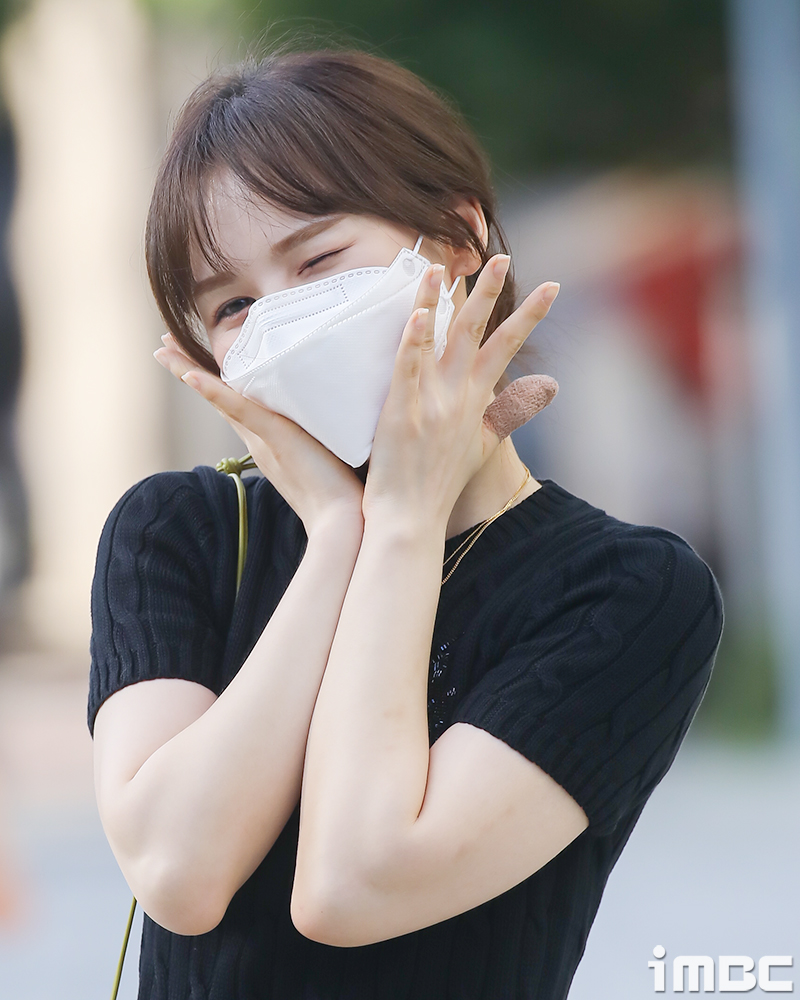 [포토] 웬디, 윙크 '완디 선물이에요~'