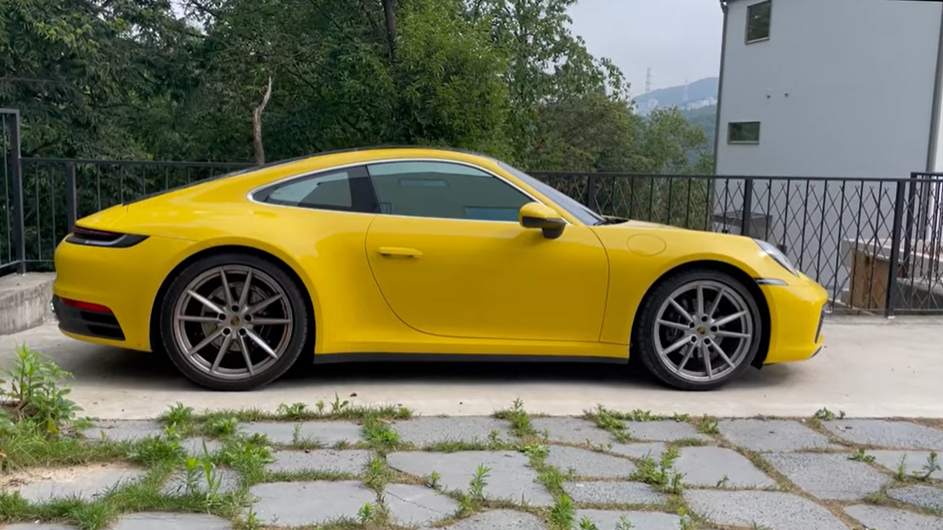 웹툰작가 주호민, 포르쉐 구입 "질러라, 그리고 더 열심히 일해라!"