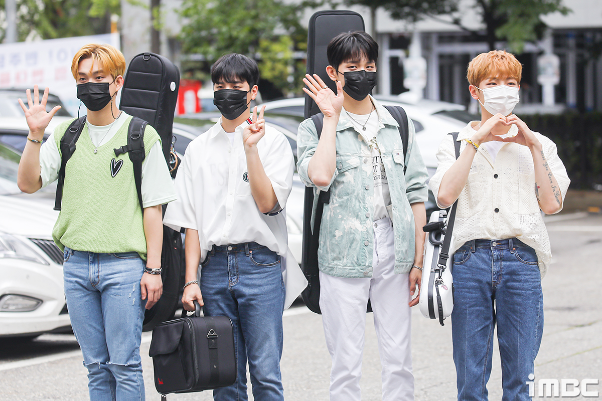 [포토] 루시, '귀요미들~'