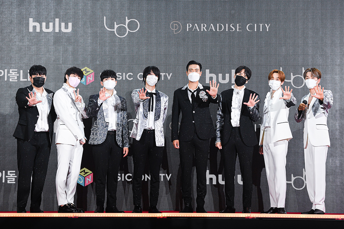 [포토] 슈퍼주니어, '더팩트 어워즈예요~!'