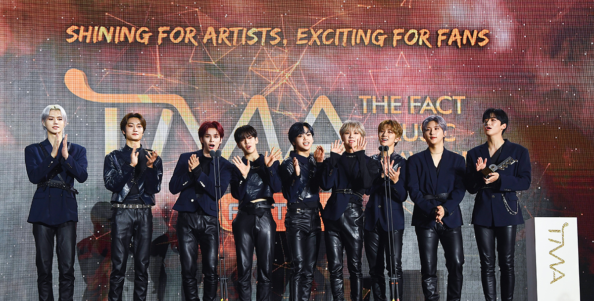 [포토] 수상 소감 전하는 '크래비티'