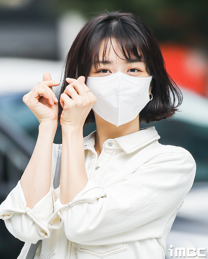 [포토] 박하선, '하얀태양' 하트 콤보