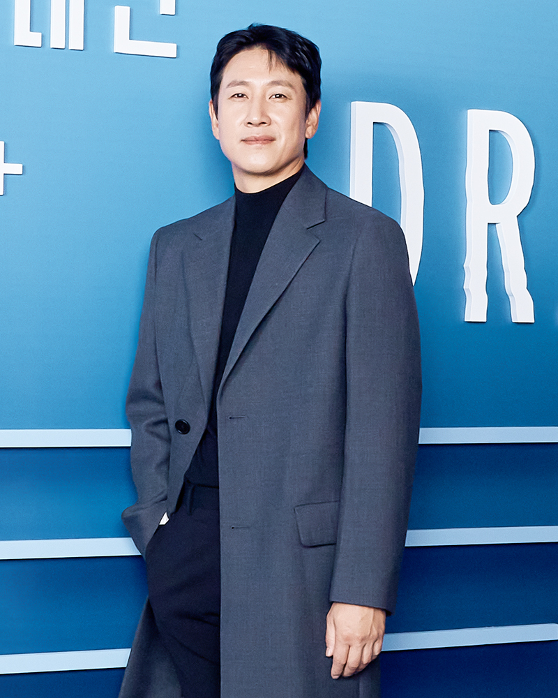 'Dr. 브레인' 이선균 "한국 콘텐츠에 대한 관심과 사랑, 우리도 일조하고 싶다"