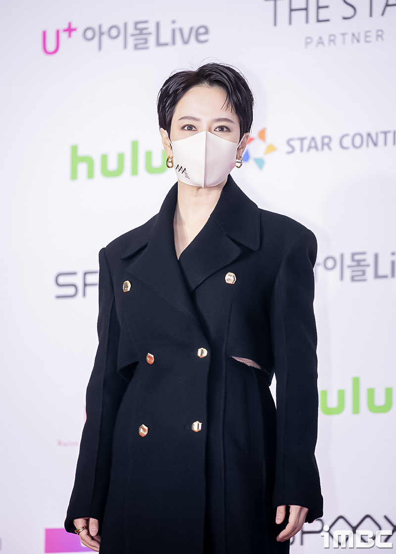 두발자유 이미지