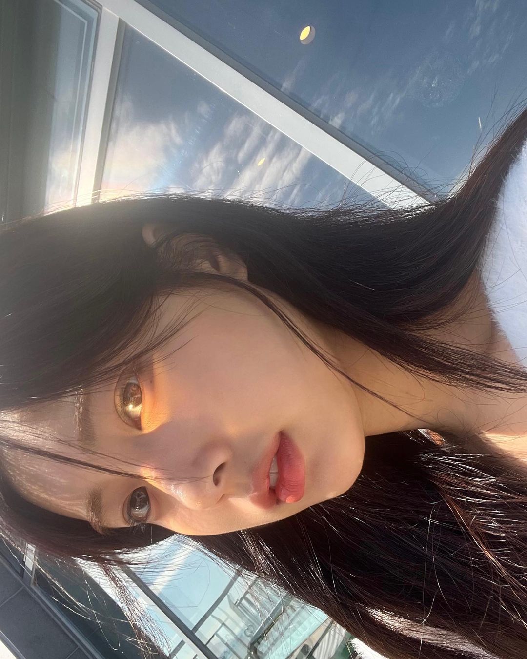 강혜원, 얼굴에서 빛이나…청순 매력 뿜뿜 [인스타] 