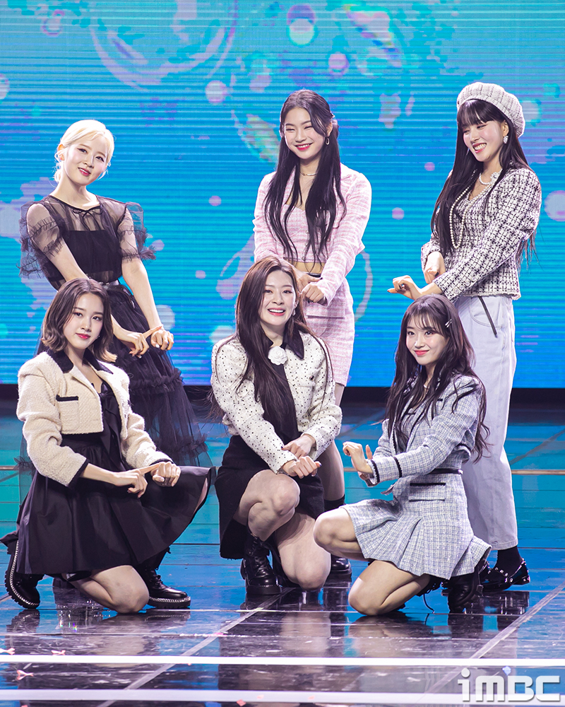 [포토] 스테이씨, '깜찍 요정들'의 무대