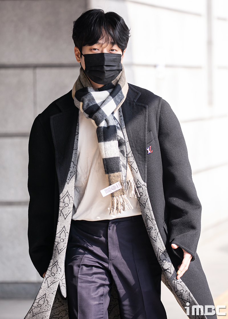 [포토] 이찬원, '갓또배기' 출근완료