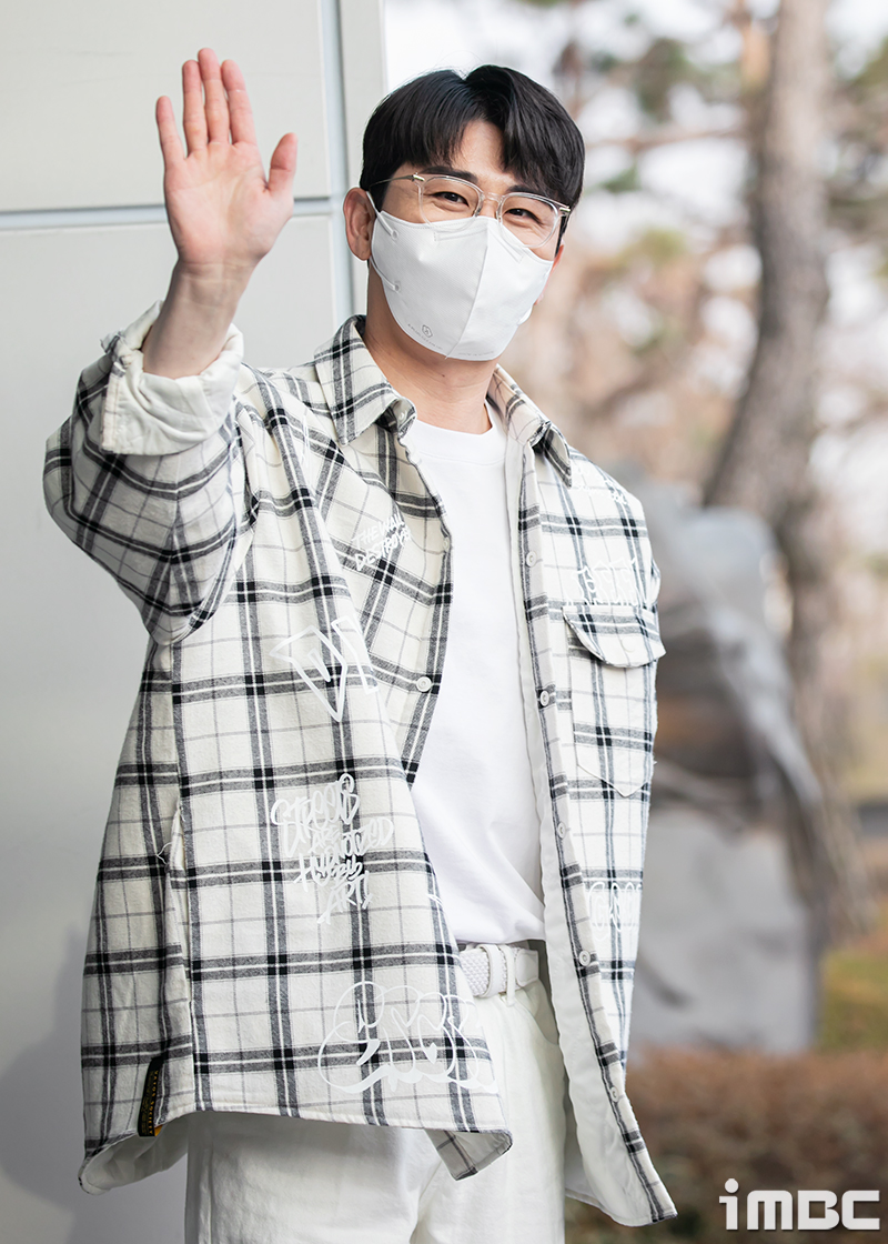 [포토] 영탁, '로또 5야~'