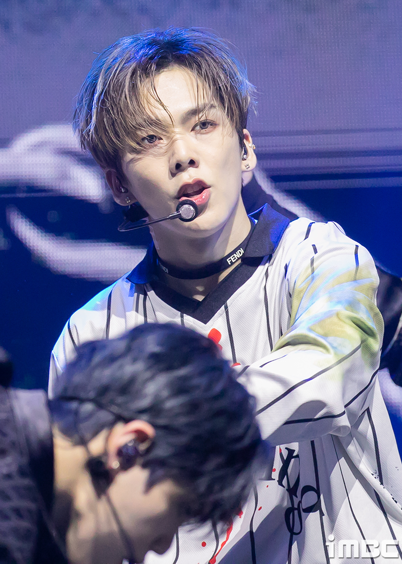 민찬 이미지