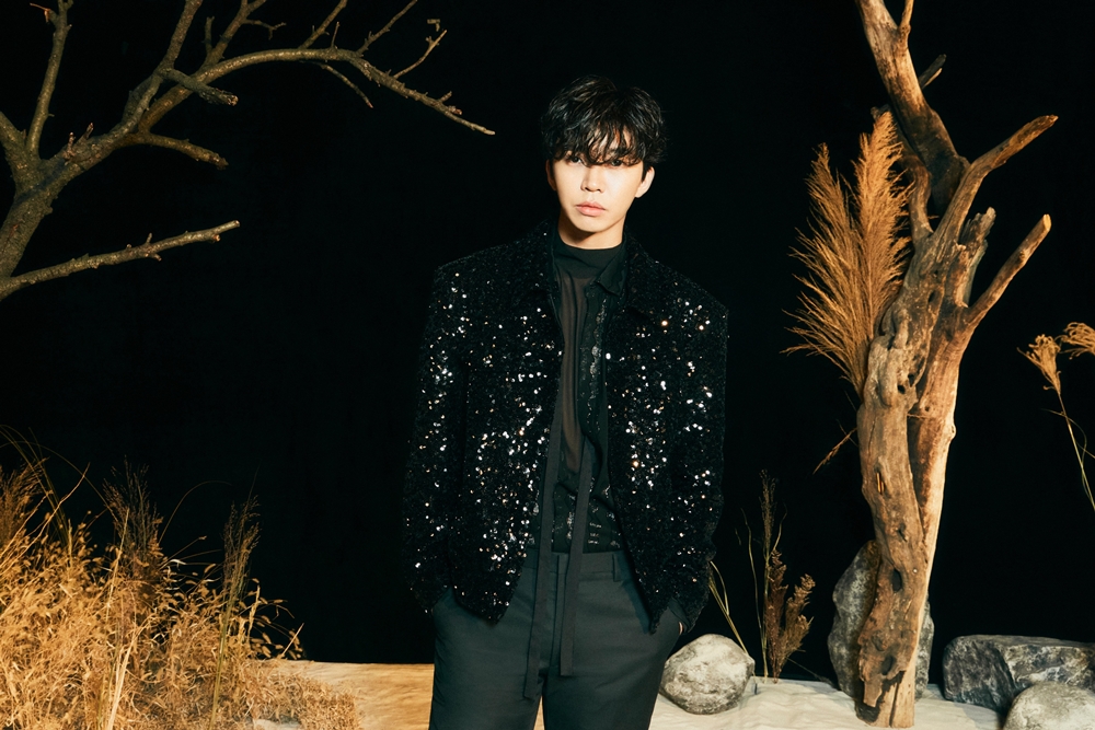 임영웅, 돋보이는 시크美…새 콘셉트 포토 살펴보니