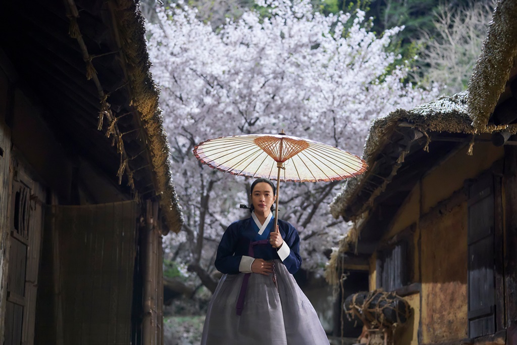 The Queen's Umbrella