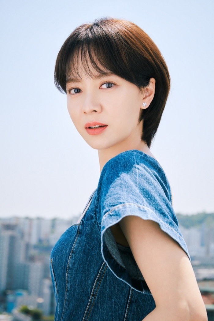 송지효, 지석진 소속사와 전속계약 [공식입장]