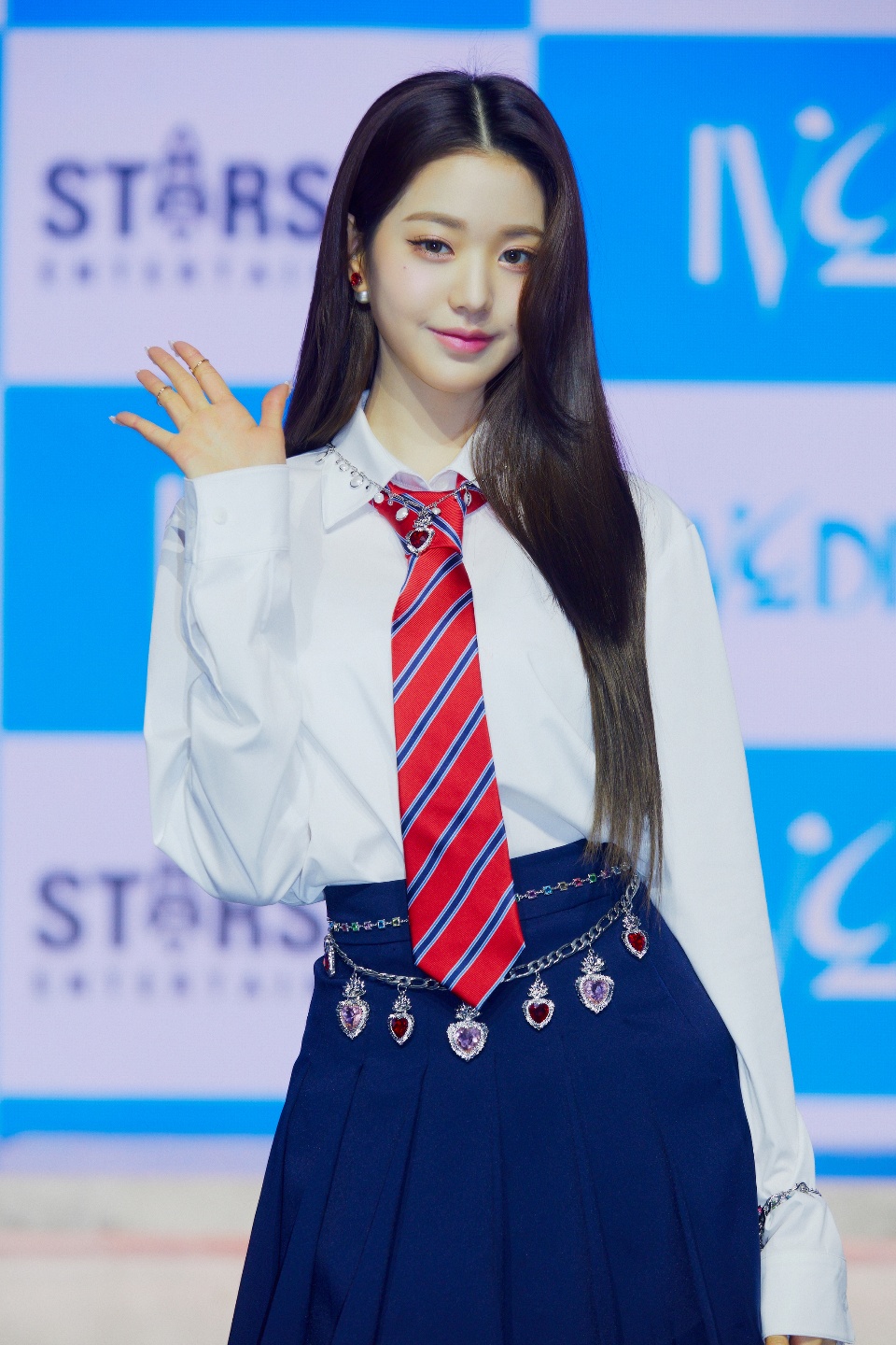 아이브 장원영, 오늘 고등학교 졸업 "축하해 주신 모든 분께 감사"