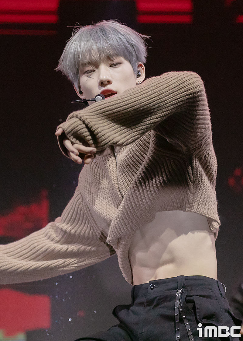 [포토] '올아워즈' 제이든, 드래곤 복근