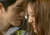 <우결4> 홍종현-유라, 달달한 귓속말 '설렘 주의보!'