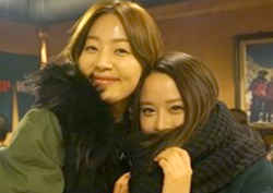 <전설의 마녀> 한지혜-하연수, "회식에서도 자체발광"