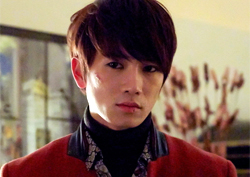 감출 수 없는 섹시美 <킬미힐미> 지성, 알고보면 '위험한 남자'?