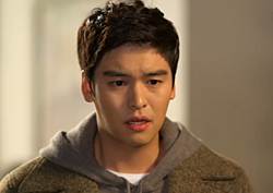 <장미빛 연인들> 이장우, 박상원 찾아가 애원! "제 디자인 돌려주세요" 