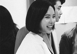 [단독 비하인드] 대기실 속 황정음! <킬미힐미> 미모에 '숨겨진 비결'은?