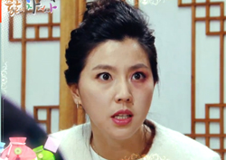 "그 여자, 꽃뱀 아니야?" <불굴의 차여사> 이윤미, '여자의 감'?