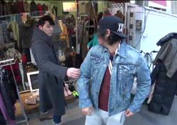 <나 혼자 산다 리뷰> 이태곤과 육중완의 ‘같은 옷 다른 느낌’ 청재킷 포스