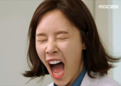 "혹시 당신도...황정음?" <킬미힐미> 속 '3단 고음 리액션' 화제!