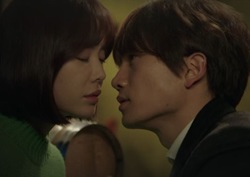 <킬미힐미 리뷰> 지성-황정음, 지하실 안에서 묘한 애정의 '기류'