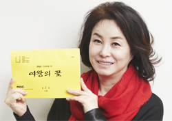 <여왕의 꽃> 배우 김미숙, "악역이지만 우아하게" 안방극장 복귀!