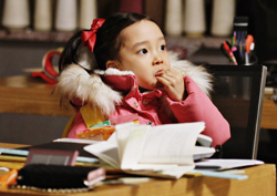 [비하인드] <장미빛 연인들> 이고은, 현장에선 '젤리 천사'?