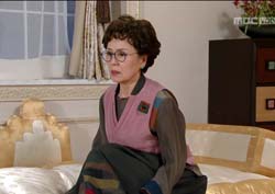 [불굴의 차여사 리뷰] “여자 잘못 만났어!” 박윤재 결혼 선언에 정영숙 ‘원망과 분노’ 