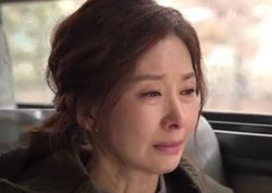 [장미빛 연인들 리뷰] 이미숙, 장미희 췌장암 사실 알고 병문안, 죄책감에 눈물