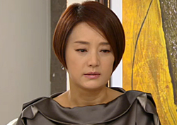 [장미빛 연인들 리뷰] 장미희, 이미숙 가사도우미로 고용 "옆에 두고 지켜볼꺼야"