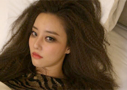 <여왕의 꽃> 망가짐도 불사! 레인보우 고우리, "한예슬 연기처럼 연습"