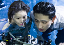 <여왕의 꽃> 주연 4인방, 수중촬영 감행 '포스터 의미'?