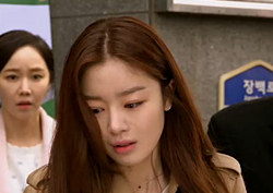 [장미빛 연인들 리뷰] 한선화, 딸 이고은 차갑게 외면 후 '눈물'