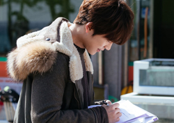 [포토뒷담화] 지성이 강원도에 떴다! "싸인, 어디까지 해봤니?"