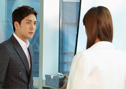 <불굴의 차여사> 박윤재, 김빈우 선물에 이가령과의 '결혼 결심'