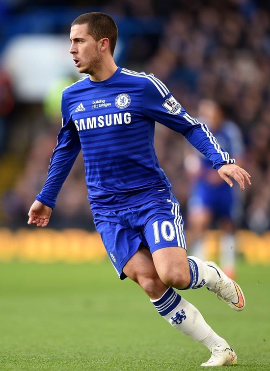 참을 수 없다! 에당 아자르는 지난 2013년 1월 24일 스완지 시티전에서 볼 보이를 걷어차 레드카드를 받았다. / 첼시 페이스북 캡처