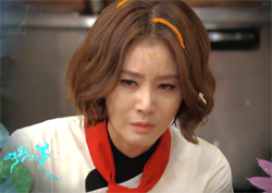 [여왕의 꽃 예고] 오물 뒤집어 쓴 김성령, 구세주는 누구?