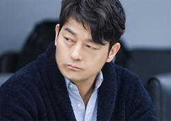 조선판 '꽃중년' <화정> 조성하, "남다른 사명감, 차별화 하고파"